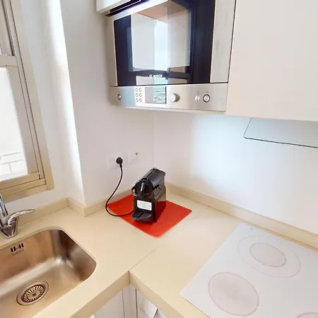 Apartamento Spacieux 2p Traversant Face Avec Terrasse Et Balcon A - Fr-1-196-353 Menton
